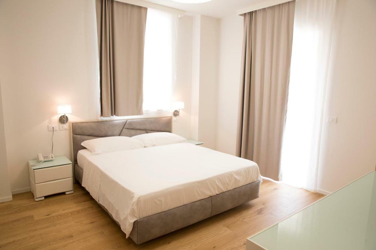 Boutique Hotel Enia プラート エクステリア 写真