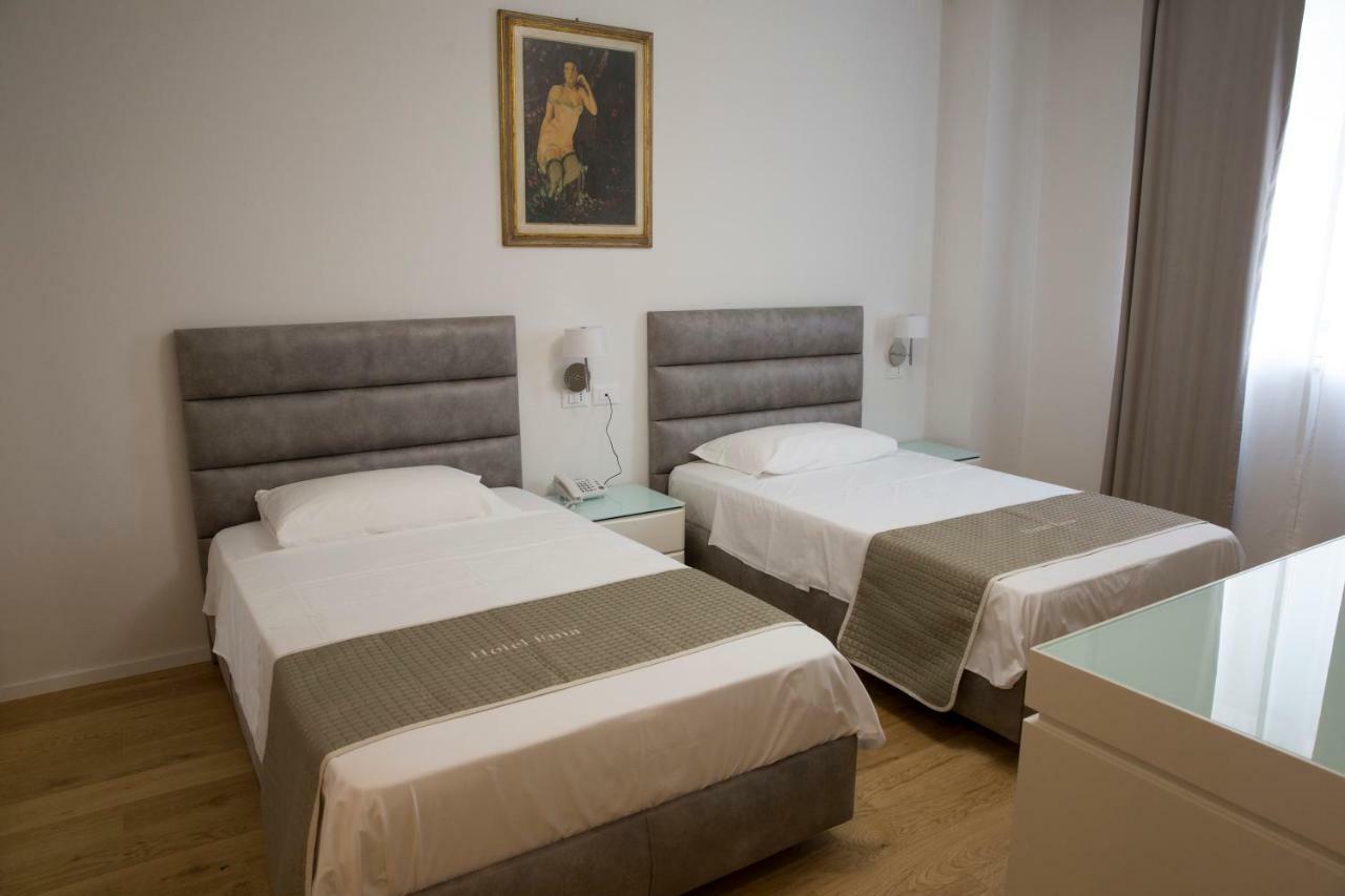 Boutique Hotel Enia プラート エクステリア 写真